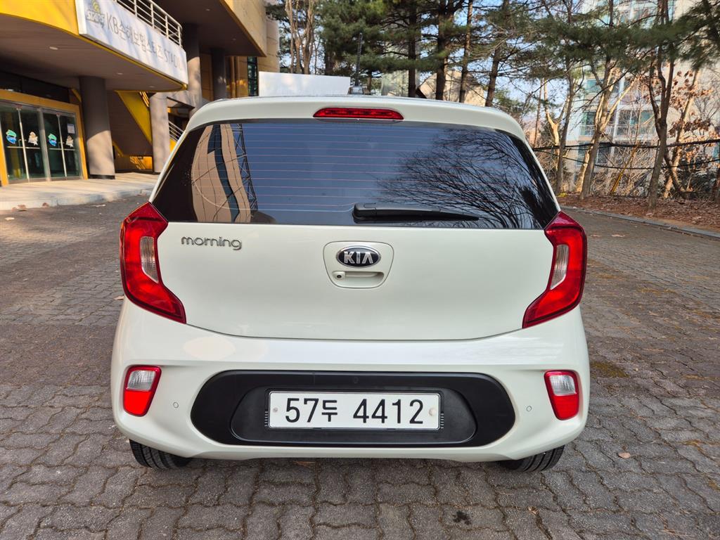KIA Morning - Vista 4