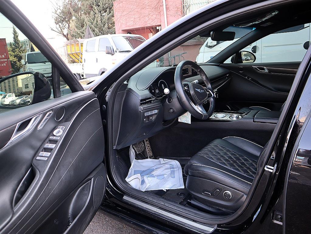 Genesis G80 - Vista 11