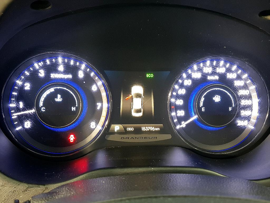 HYUNDAI Grandeur - Vista 7