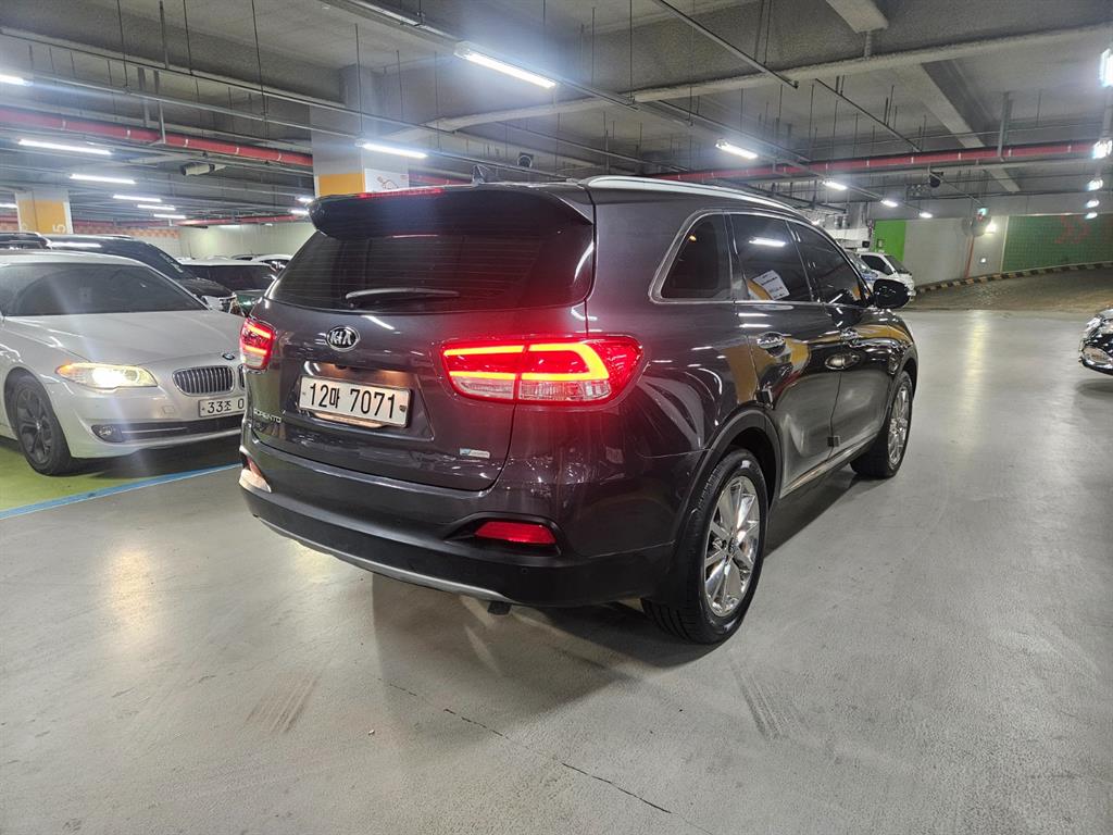 KIA Sorento - Vista 6