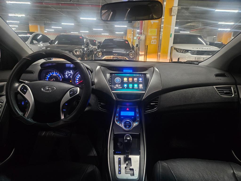 HYUNDAI Avante 2010 Gris - Importación desde Corea - HF Imports Iquique - Foto 16