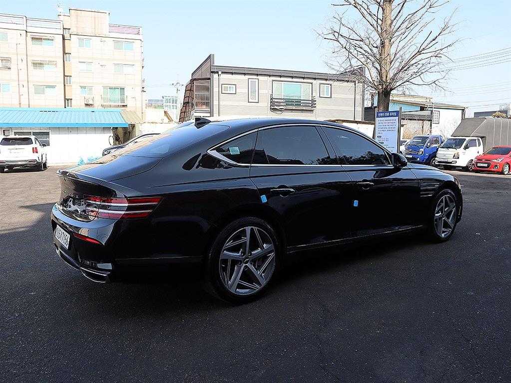 Genesis G80 - Vista 7