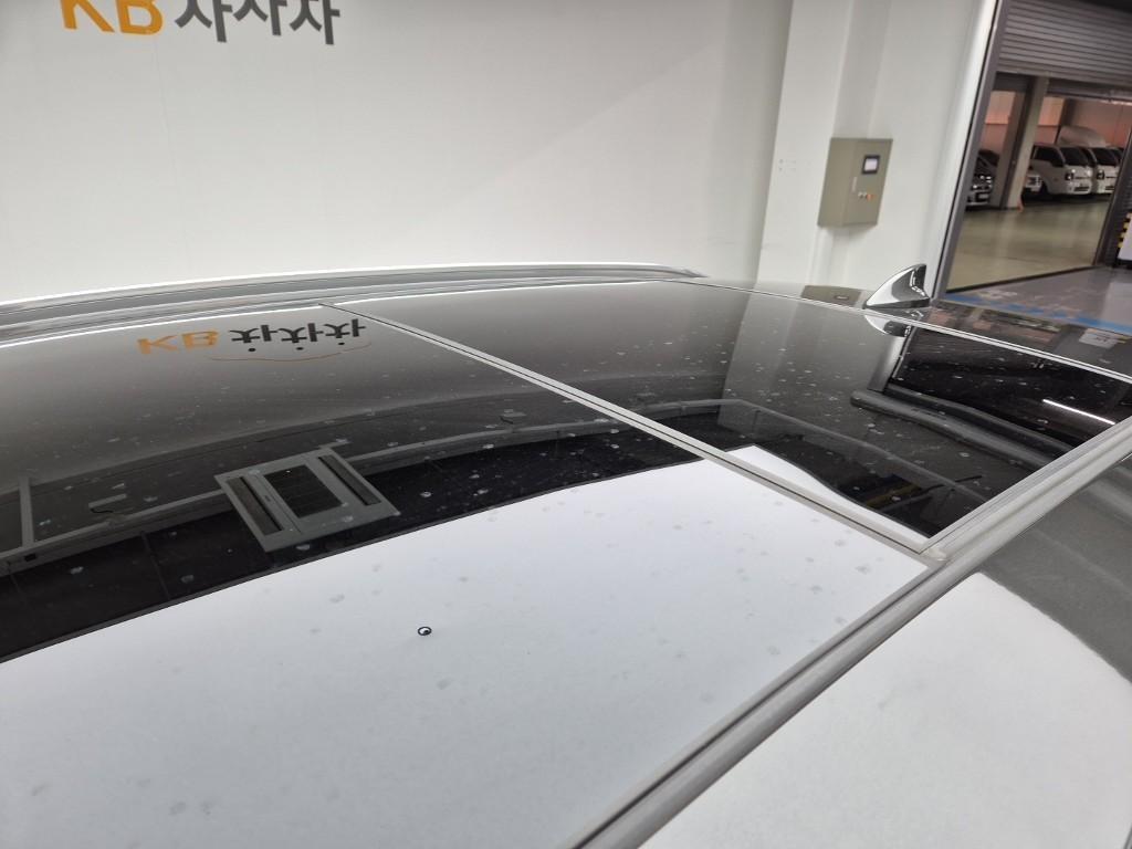 Genesis GV70 - Vista 11