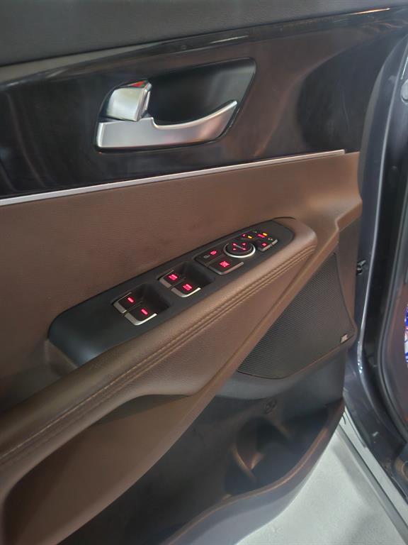 KIA Sorento - Vista 12