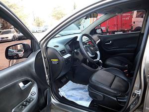 KIA Morning - Vista 12