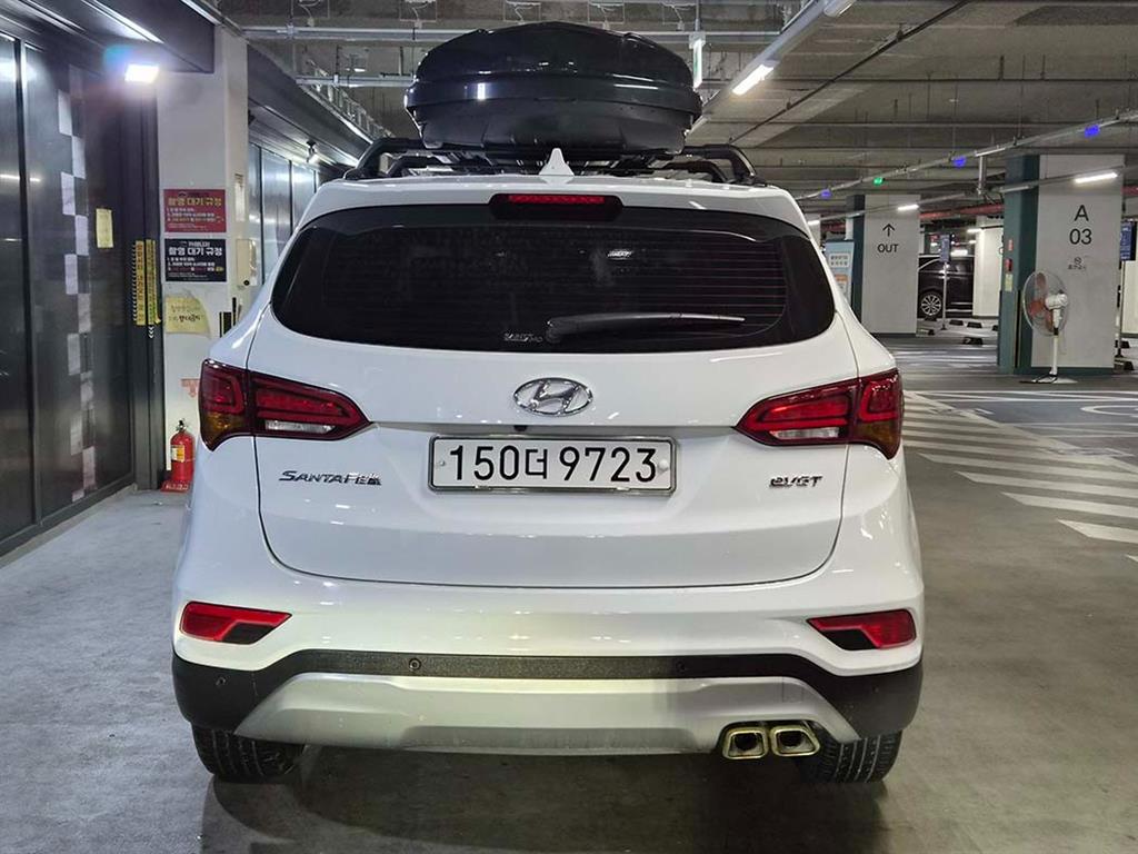 HYUNDAI Santa Fe - Vista 5