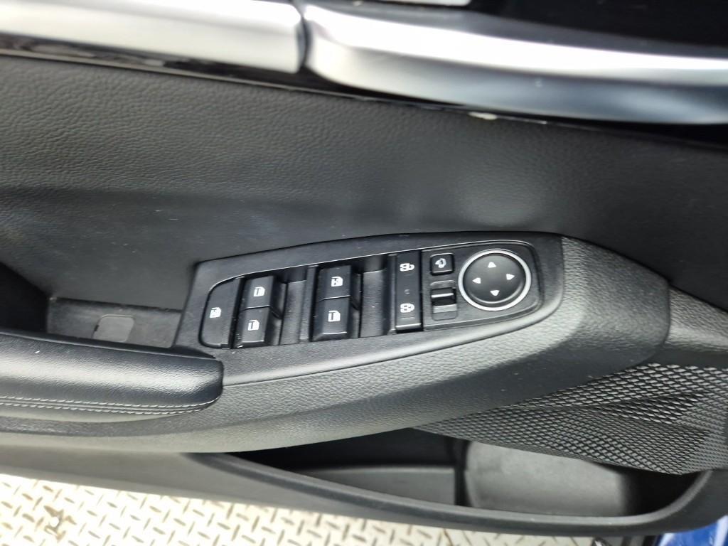 KIA Seltos - Vista 12