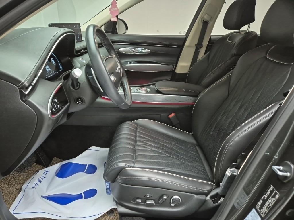 Genesis GV70 - Vista 9