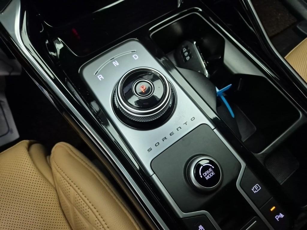 KIA Sorento - Vista 8