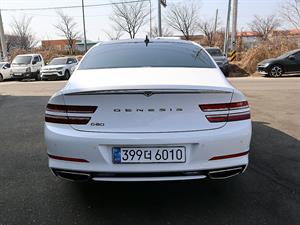 Genesis G80 - Vista 8