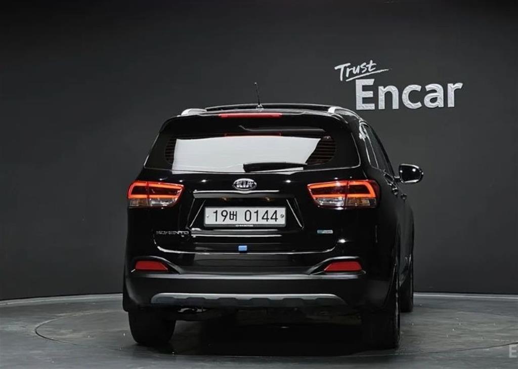 KIA Sorento - Vista 4