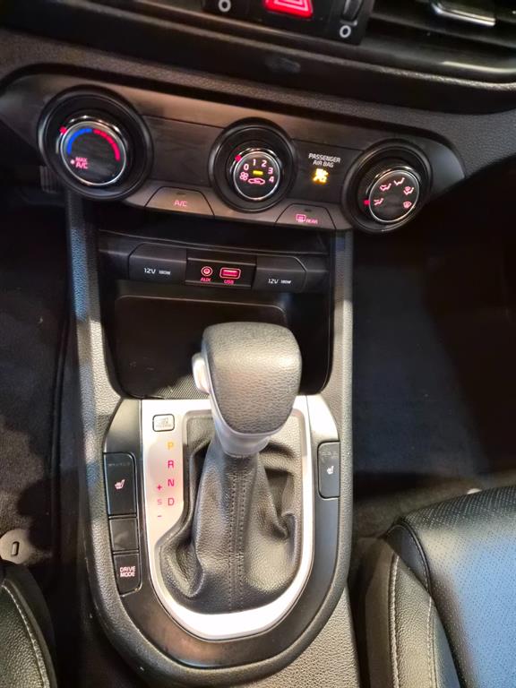 KIA K3 2019 Blanco - Importación desde Corea - HF Imports Iquique - Foto 16