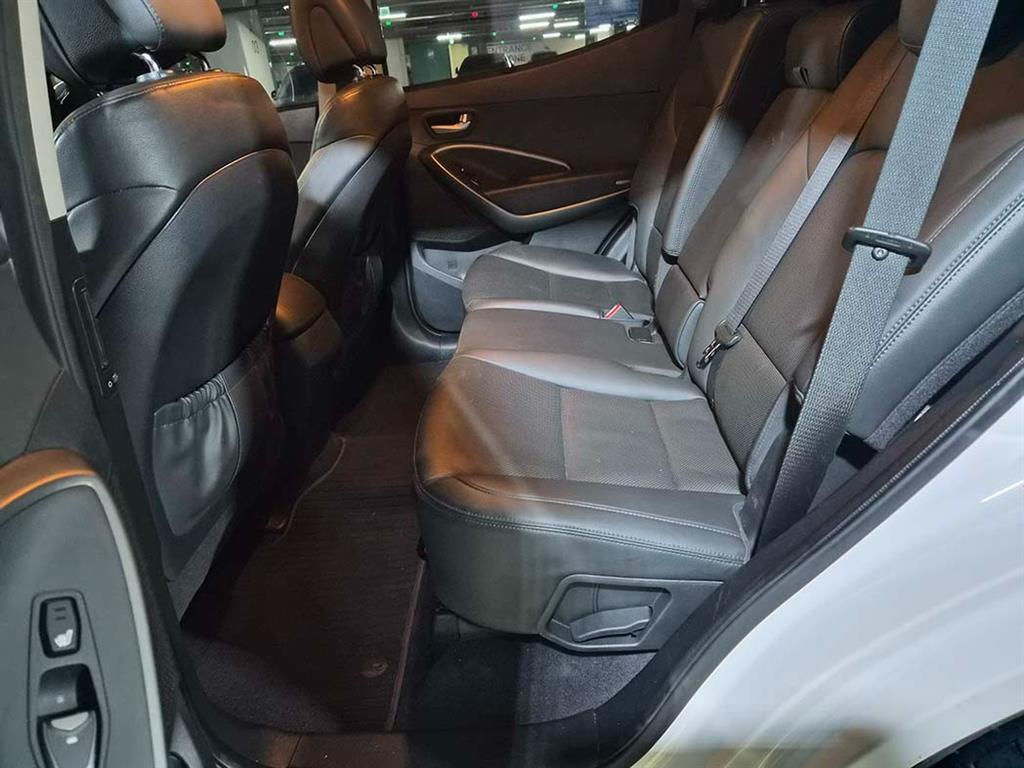 HYUNDAI Santa Fe - Vista 7