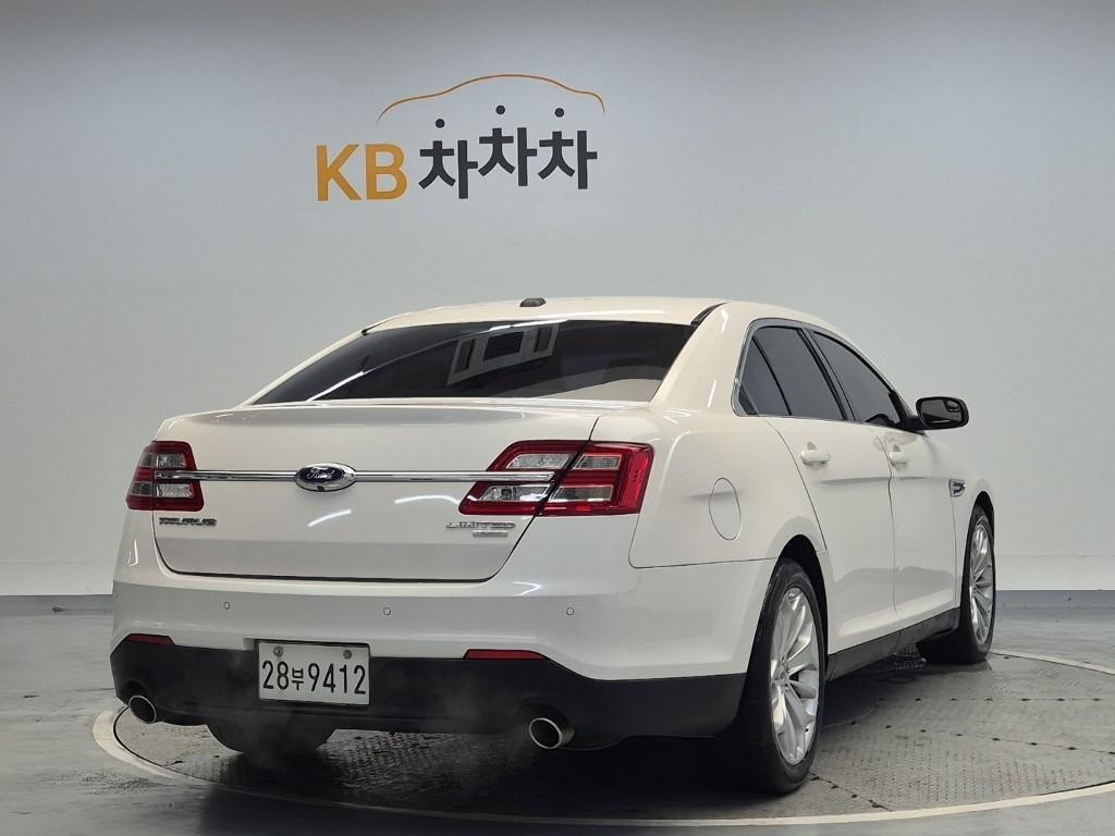 Ford Torus - Vista 4