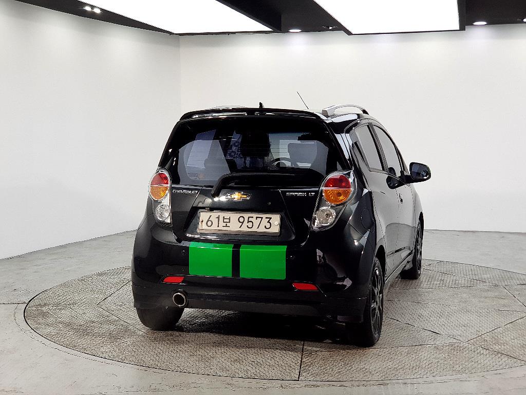 Chevrolet Spark - Vista 3