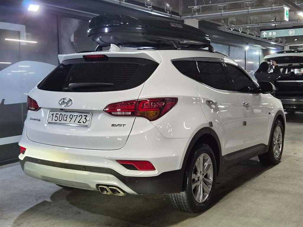 HYUNDAI Santa Fe - Vista 4