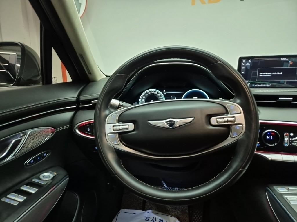 Genesis GV70 - Vista 12