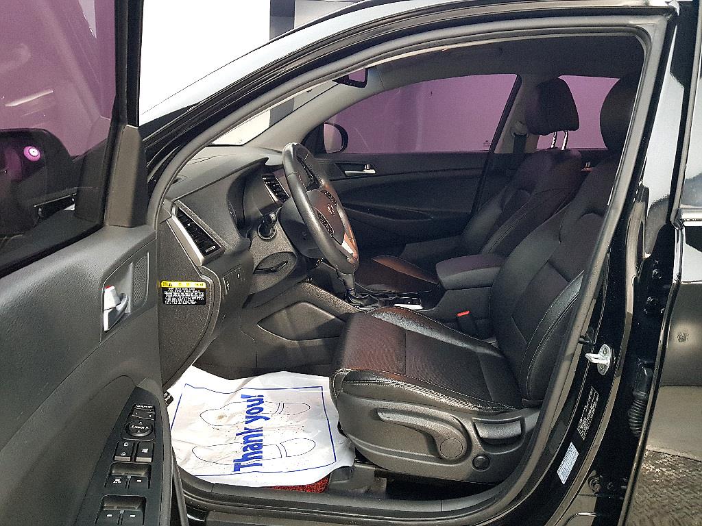 HYUNDAI Tucson - Vista 8