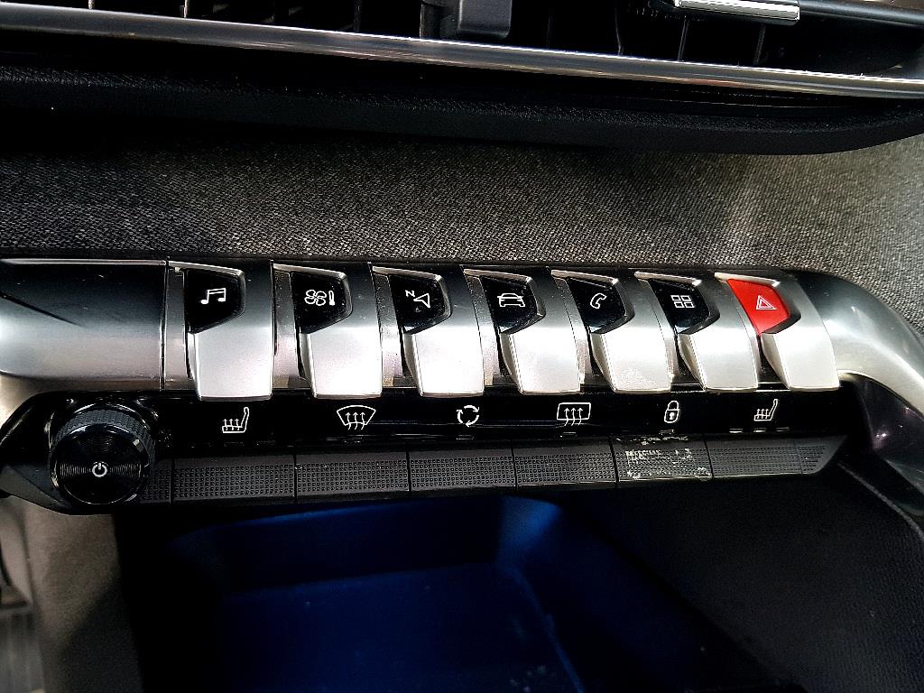 Peugeot 3008 - Vista 12