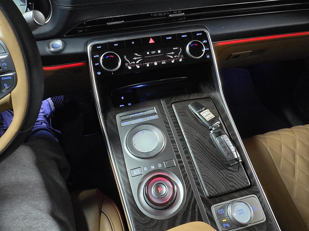 Genesis GV80 2020 Blanco - Importación desde Corea - HF Imports Iquique - Foto 17