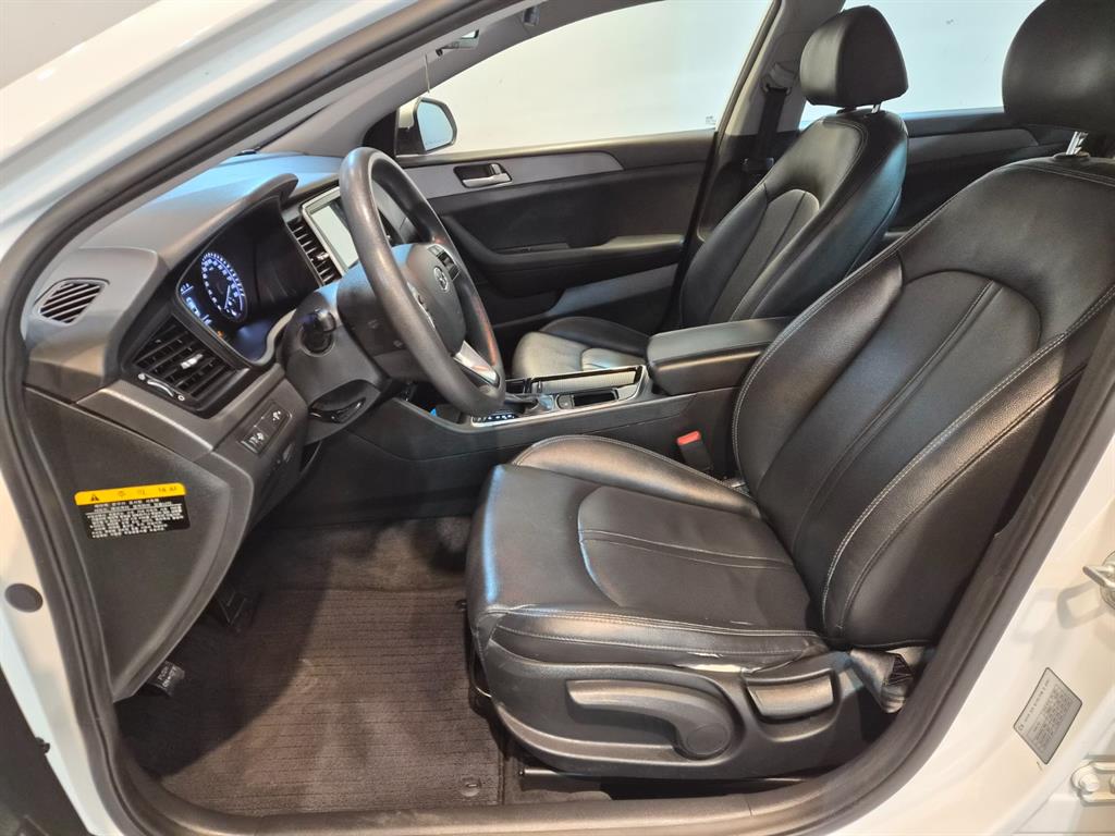 HYUNDAI Sonata - Vista 9