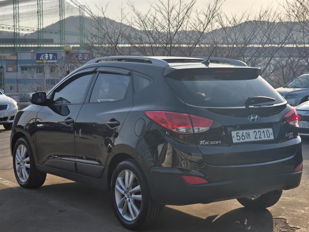 HYUNDAI Tucson - Vista 4