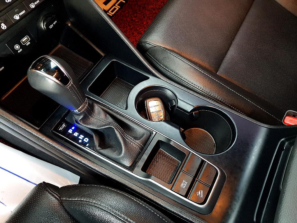 HYUNDAI Tucson 2018 Negro - Importación desde Corea - HF Imports Iquique - Foto 13