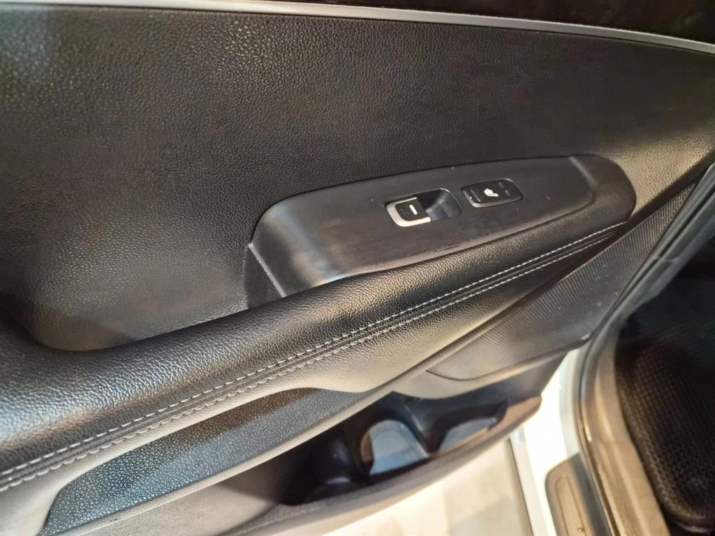 KIA Sorento - Vista 8