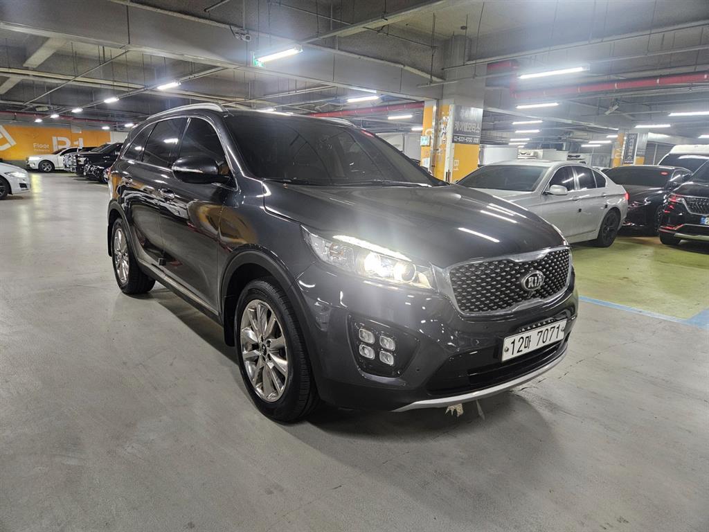 KIA Sorento - Vista 3