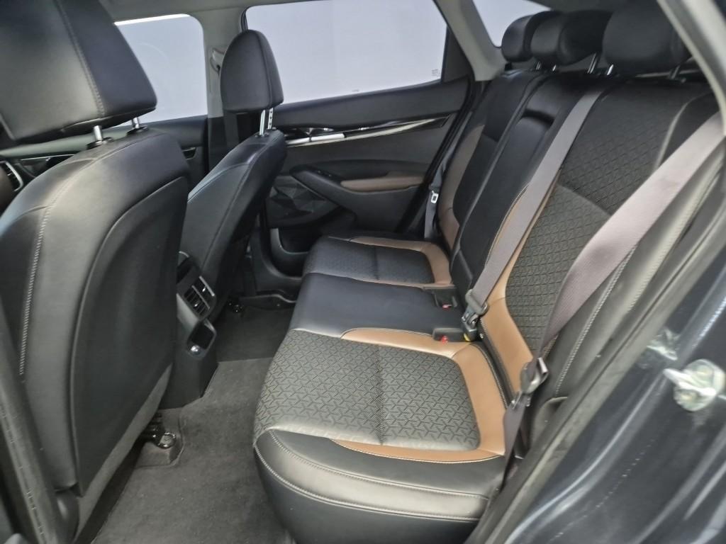 KIA Seltos - Vista 12