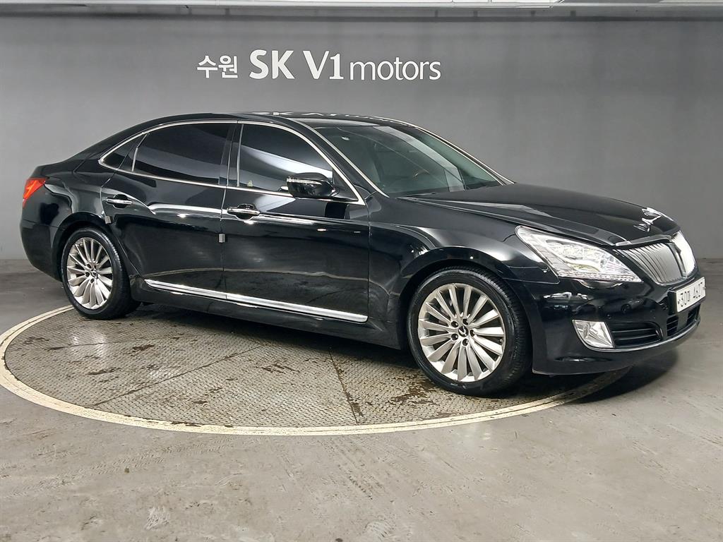 HYUNDAI Equus - Vista 2