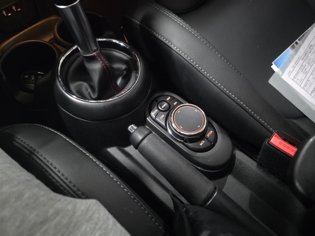 Mini Cooper - Vista 12