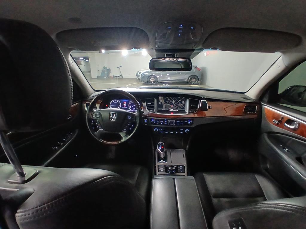 HYUNDAI Equus - Vista 6