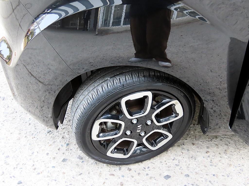 KIA Ray 2018 Negro - Importación desde Corea - HF Imports Iquique - Foto 20