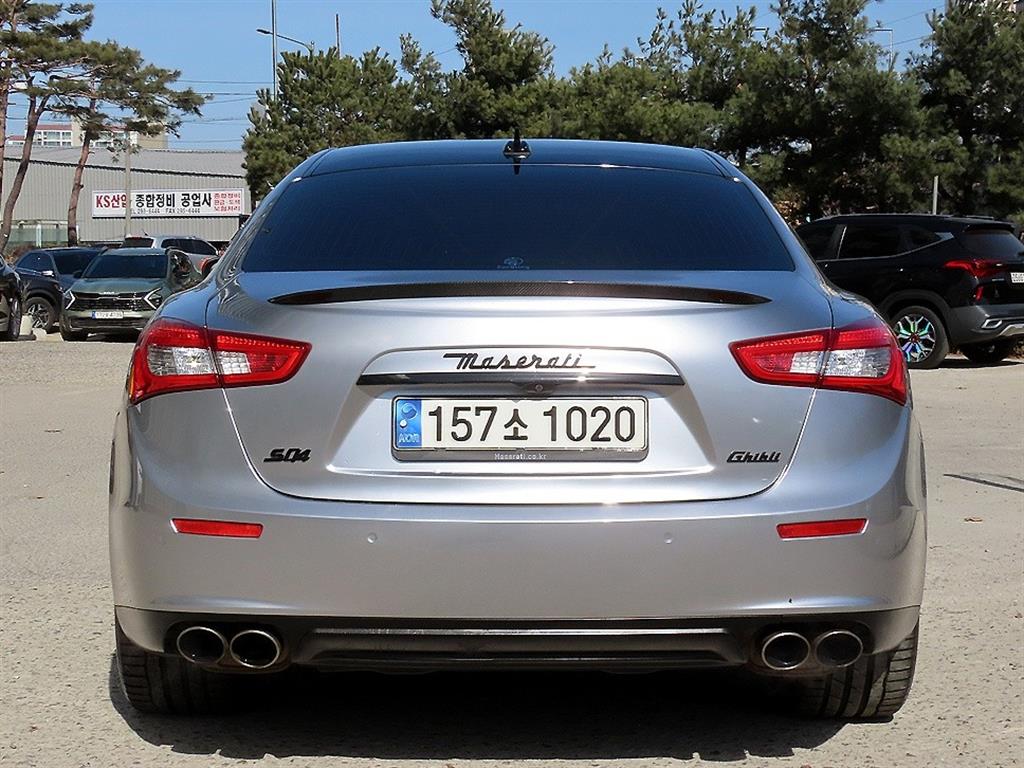 Maserati Ghibli - Vista 4