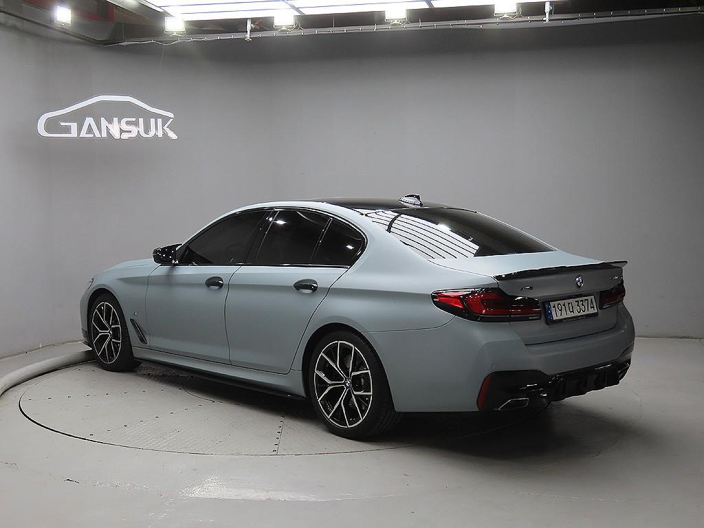 BMW 5 Series - Vista 5