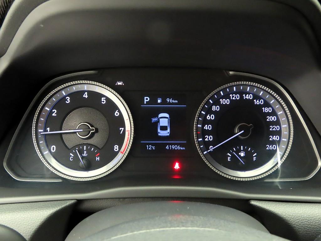 HYUNDAI Sonata - Vista 5