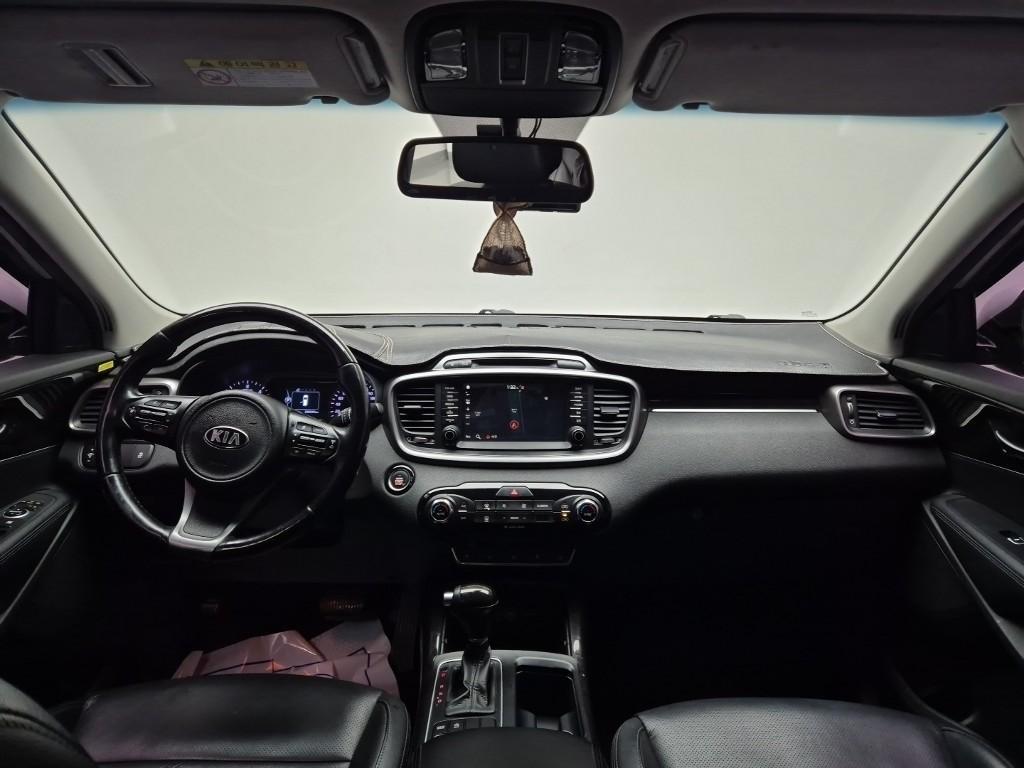 KIA Sorento - Vista 7