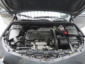 Chevrolet Malibu - Vista 12