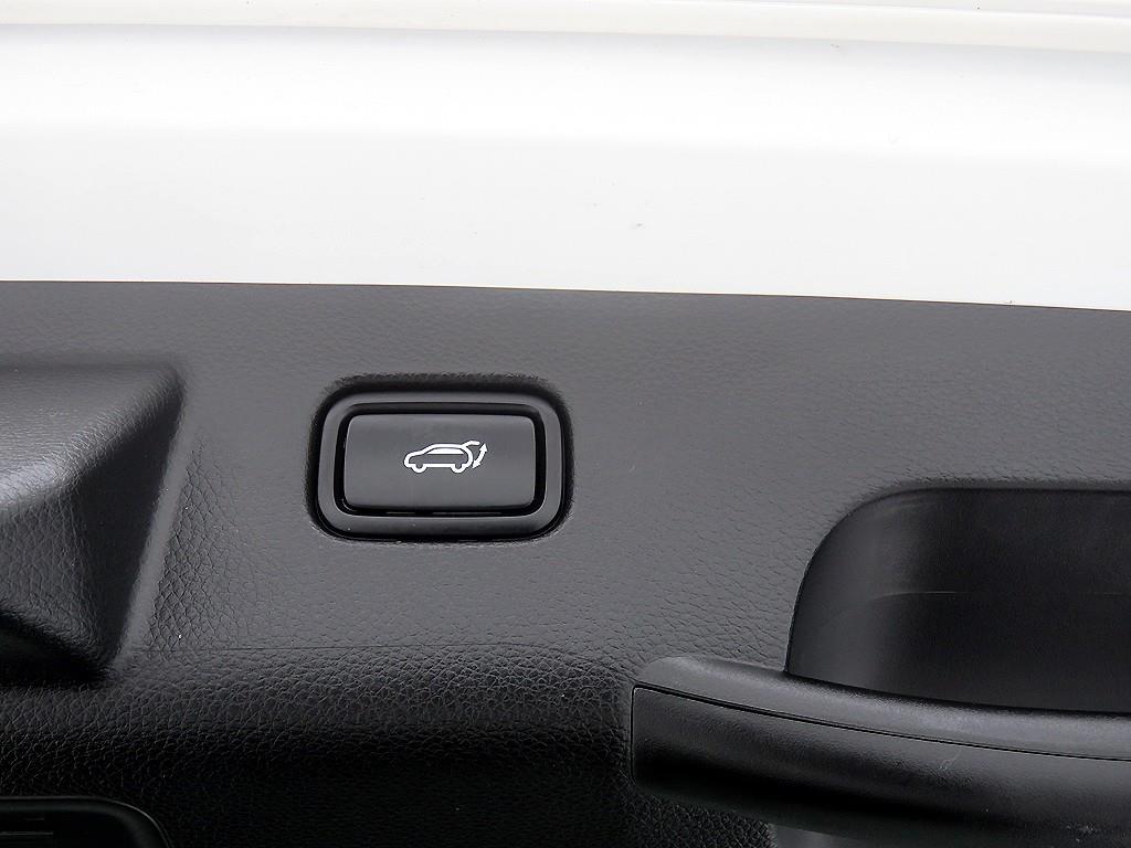 KIA Seltos - Vista 6