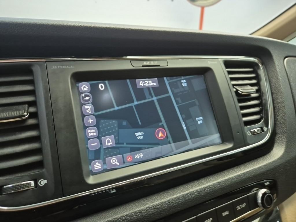 KIA Carnival 2019 Negro - Importación desde Corea - HF Imports Iquique - Foto 13