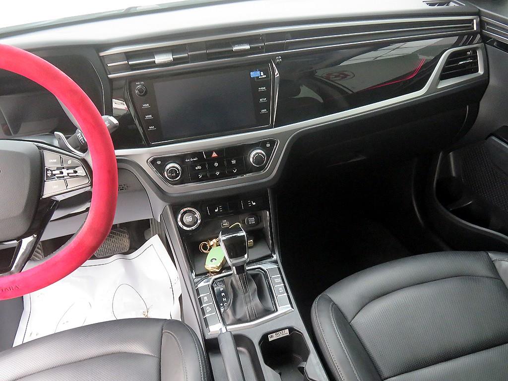 Ssangyong Korando - Vista 12