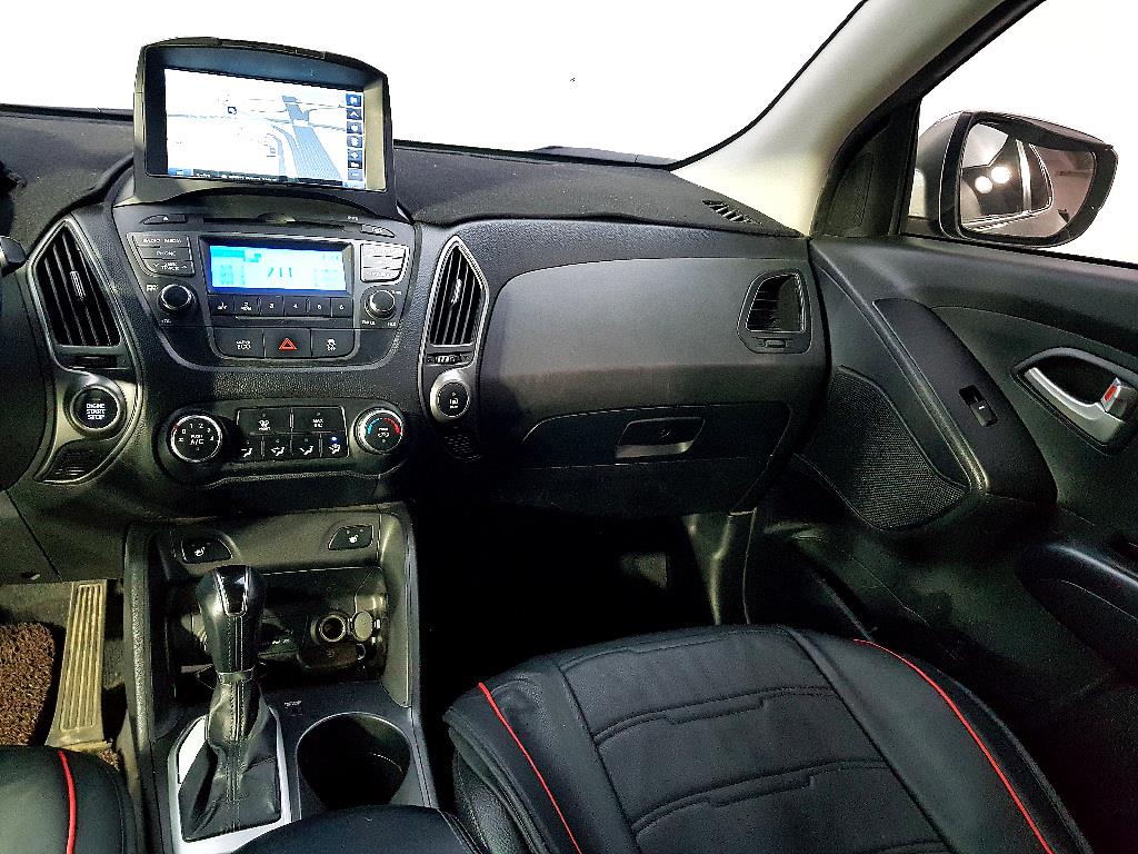 HYUNDAI Tucson - Vista 9