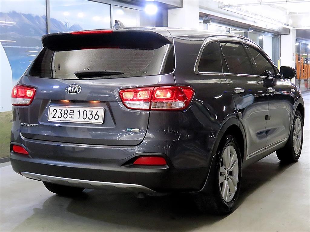 KIA Sorento - Vista 4