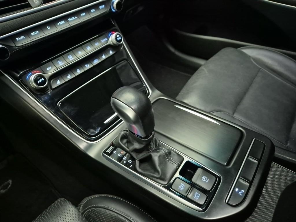 HYUNDAI Grandeur - Vista 8