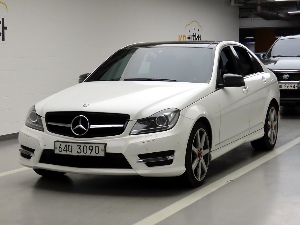 Mercedes Benz C Class 2013 Blanco - Importación desde Corea - HF Imports Iquique - Foto 1