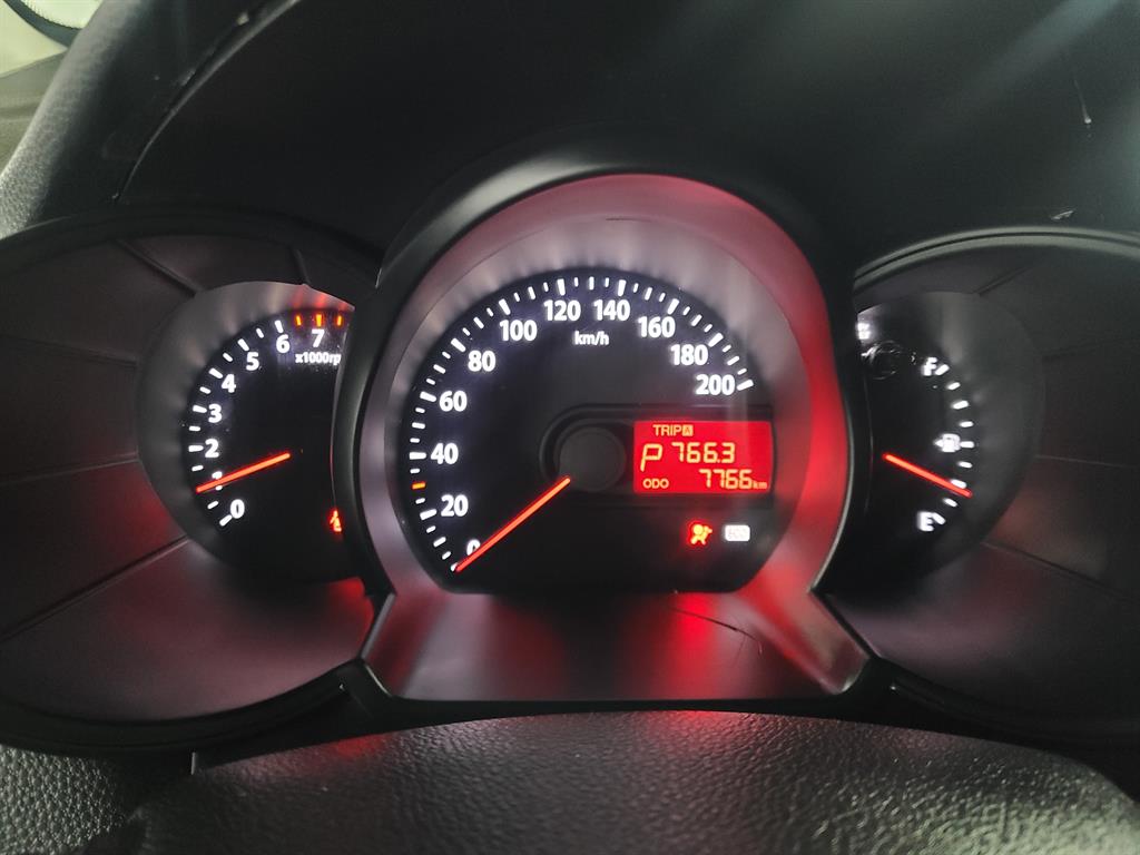 KIA Morning - Vista 5