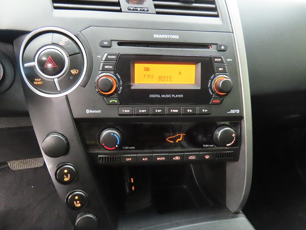 Ssangyong Korando 2014 Blanco - Importación desde Corea - HF Imports Iquique - Foto 16