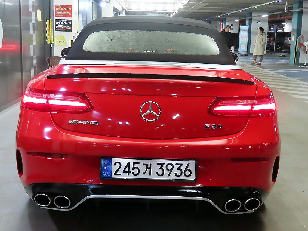 Mercedes Benz E class - Vista 5