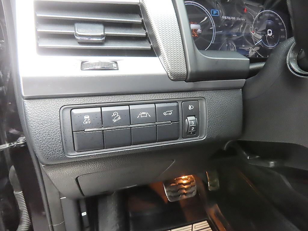 Ssangyong Rexton 2021 Negro - Importación desde Corea - HF Imports Iquique - Foto 9